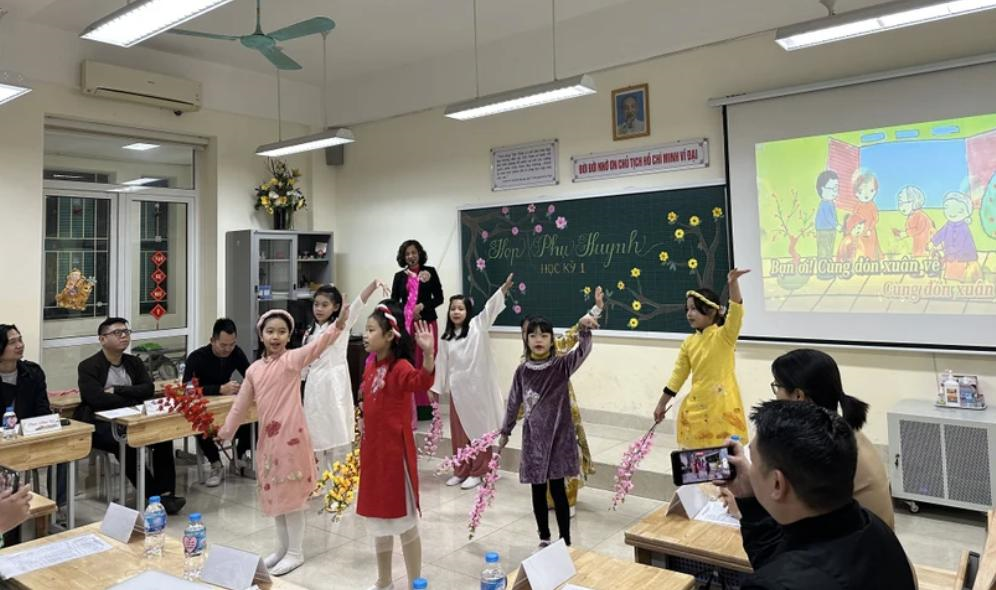 Đổi mới cách họp phụ huynh cuối năm học         